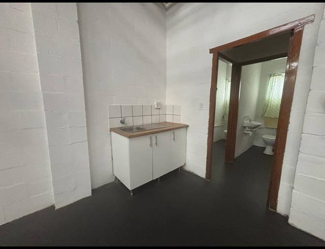 155M² FACTORY TO LET IN MAITLAND